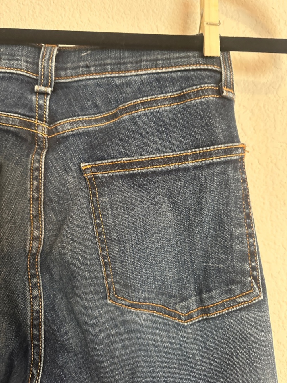 Veronica Beard Debbie embellished button butterfly stretch jeans 24 - Picture 9 of 9